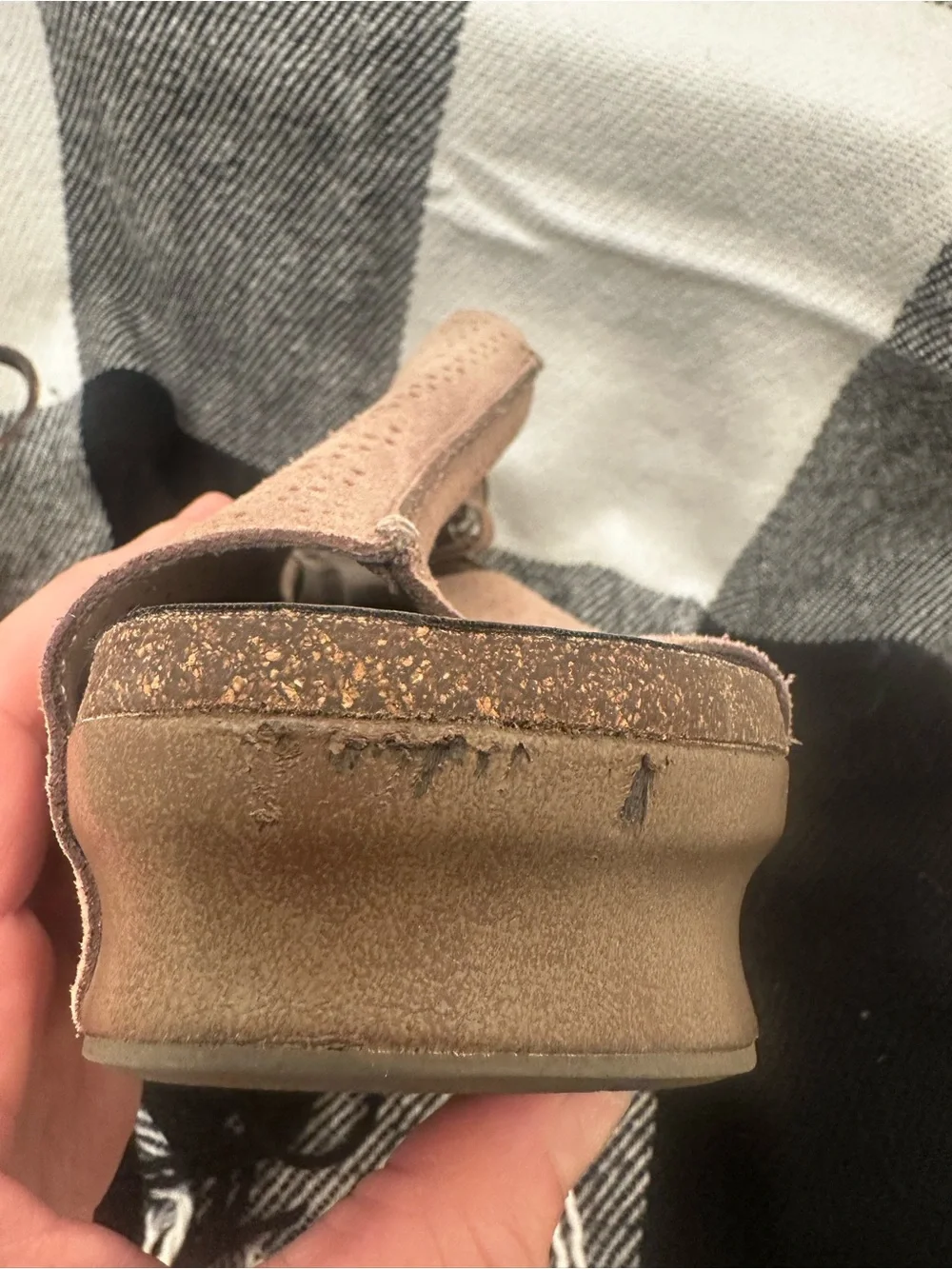 OTBT suede upper